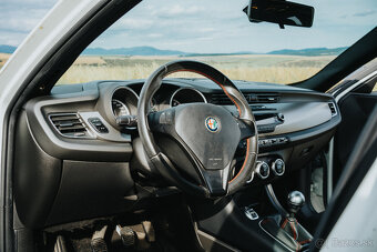 Alfa Romeo Giulietta 1.4 TurboBenzín - 11