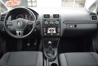 Volkswagen Touran 1,6 TDi 77 kW, 7-míst,NAVI,1.maj., - 11