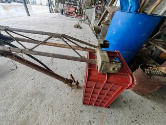 žeriav na traktor - 11