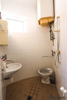 Exkluzívne na predaj polyfunkčná budova vo Vrbovom - 11