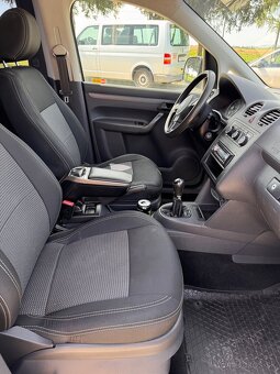 Volkswagen Caddy 1.6 TDi 5 miestna - 11