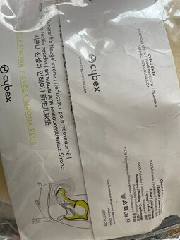 Autosedačka Cybex Sirona Plus (0–18 kg) s otočnou základňou - 11