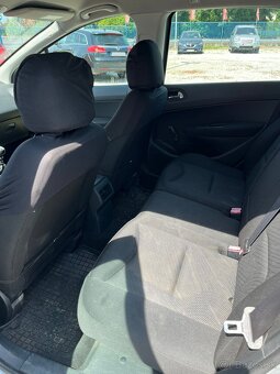 Peugeot 308 SW 1.6 HDi, 2009, 80 kW, 245651 km - 11