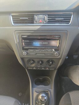 Seat toledo 1.6 TDI, 2013, Auto dovozene s UK. - 11
