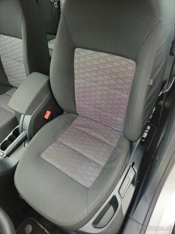 Skoda octavia 1.6tdi 77kw combi 2012 - 11