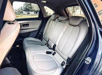 BMW Rad 2 Active Tourer 2 218d Luxury Line A/T - 11