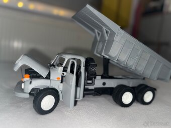 Tatra 148 (S1) 3D tlač 1:18 - 11