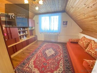 Cena dohodou. Veľký 6 izbový rodinný dom, pozemok 1021 m2, P - 11