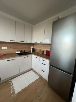 na prenájom 3 izb. byt, KADNÁROVA ul., kompletne, novo zreko - 11
