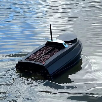 Zavazacia lodka s GPS + Sonar - 11