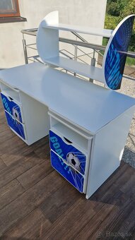 kontajner real modry futbal STOL - 11