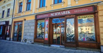 Prenájom komerčných priestorov v centre mesta Spišská Nová V - 11