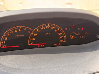Toyota Yaris 1,33 - 11