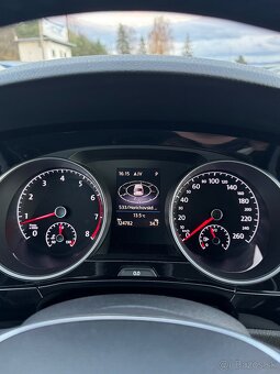 Volkswagen  Touran  R Line - 11