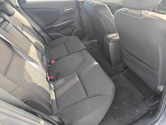 Honda Civic 1.8 Elegance - 11