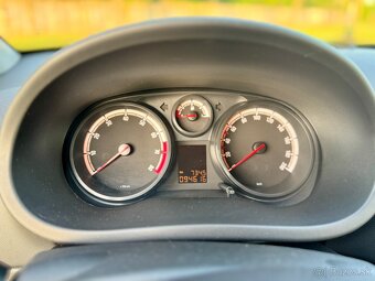 Opel Corsa D 1.2i - 11