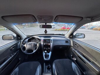 Hyundai tucson  2.0 crdi - 11
