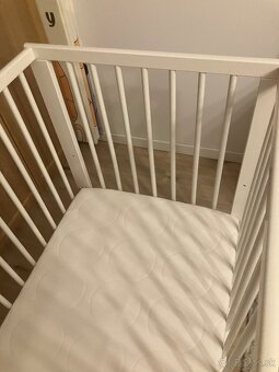 Detska postielka aj s matracom + vybavička + vanička - 11