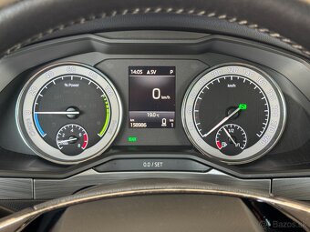 Škoda Superb kombi 1,4tsi + hybrid model 2021 facelift DSG - 11