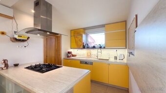 pasívny 5 izbový drevodom v modernej časti Senec Gardens - 11