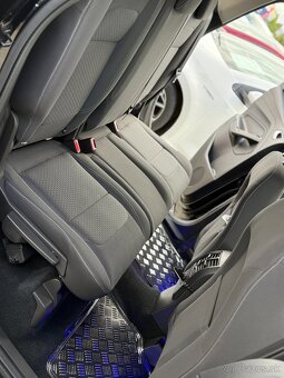 Ford Kuga 1,5 benzin 110kW 45 000KM - 11