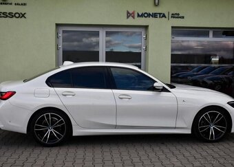BMW Řada 3 320d xD M-SPORT ČR 140 kw - 11