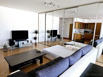 Na predaj vkusne zariadený, priestranný (58,73 m2) byt - 11