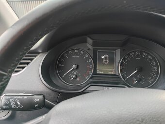 Škoda Octavia Combi 2.0 TDI 110kw Business - 11