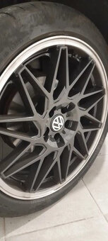 Stredové krytky - pukličky kolies VOLKSWAGEN - 11