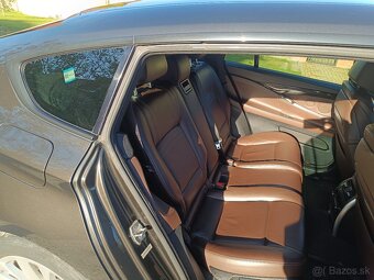 BMW 535 xDrive GT - 11