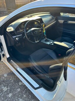 Mercedes Benz Coupé E350 CDI- V6 - 11