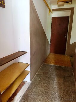 NA PREDAJ: 2-izbový byt Poprad CENTRUM - 11