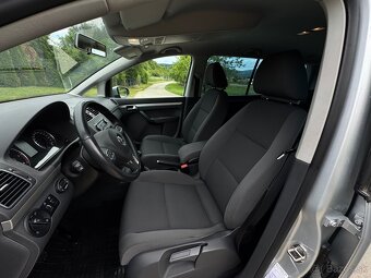 Volkswagen Touran 2011 - 11