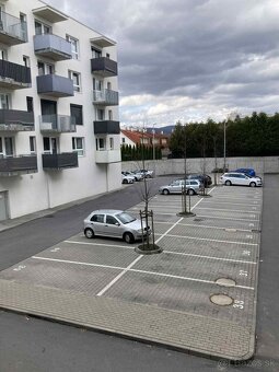 Prenájom 2 izbového bytu s parkovaním, ul. Odevná - 11