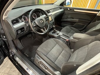 Škoda Superb Combi 2.0 TDI CR Elegance DSG - 11