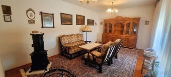 Priestranný rodinný dom na predaj v obci Báč - 11