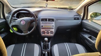 Fiat Grande Punto 1.3 Multijet 16v 90k Racing - 11