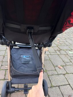 Cybex coya rockstar s madlom - 11