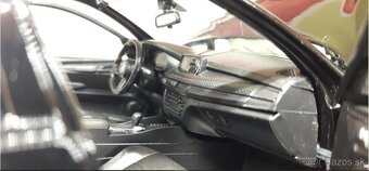 Predám toto 20 cm BMW 6 v mierke 1:24 - NOVÝ, KOVOVÝ MODE - 11