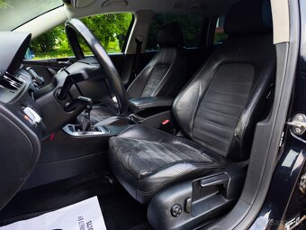 Volkswagen Passat Combi B6 2.0TDI R-line Nová STK - 11