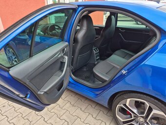 Škoda Octavia 2.0 TDI RS - 11