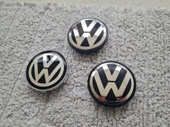 Stredové krytky - pukličky kolies VOLKSWAGEN - 11