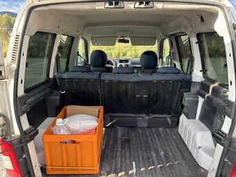 Peugeot Partner - 11