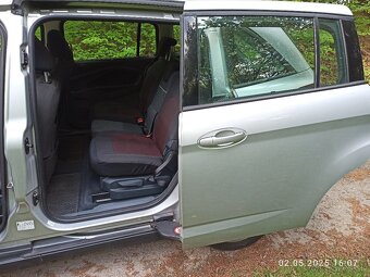 Ford Grand C-Max - 11