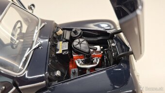 1:18 VOLVO PV544 - 11