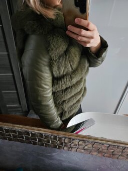 Khaki kožuch z líšky a pravej kože - 11