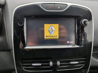 Renault Clio - 11