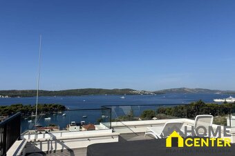 NA PREDAJ luxusný penthouse / 48 m² / v Trogire na ostrove Č - 11