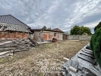 Na predaj dva rodinné domy nachádzajúce sa na jednom pozemku - 11