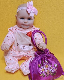 Realistická bábika Veronika - 11